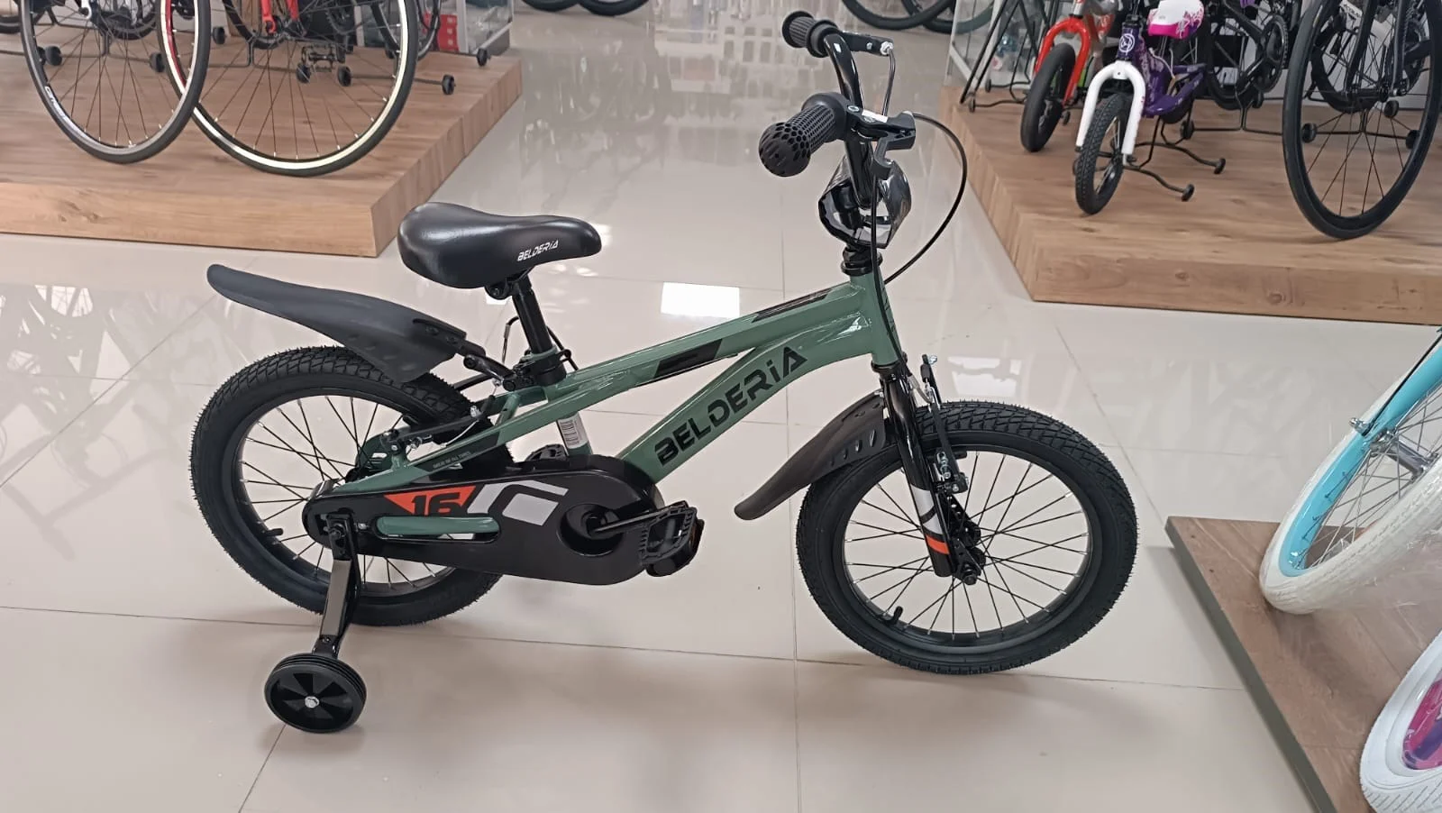 16" Cross Green