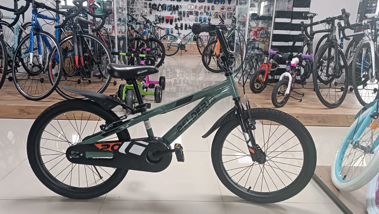 20" Cross Green