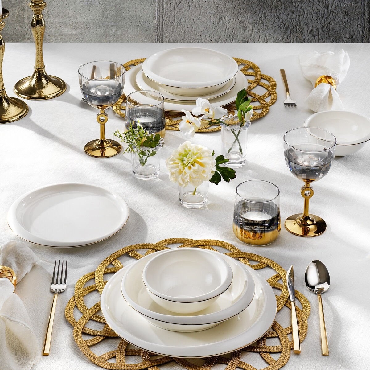 Schafer Sonia 24-Piece Gold Dinnerware Set