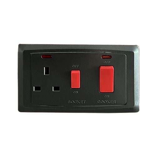 Cooker 45A Işıklı Prizli Siyah