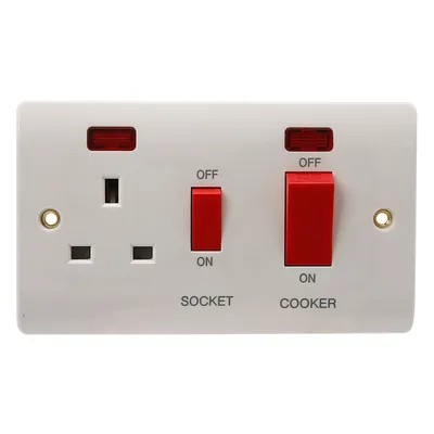 Cooker 45A Işıklı Prizli Beyaz