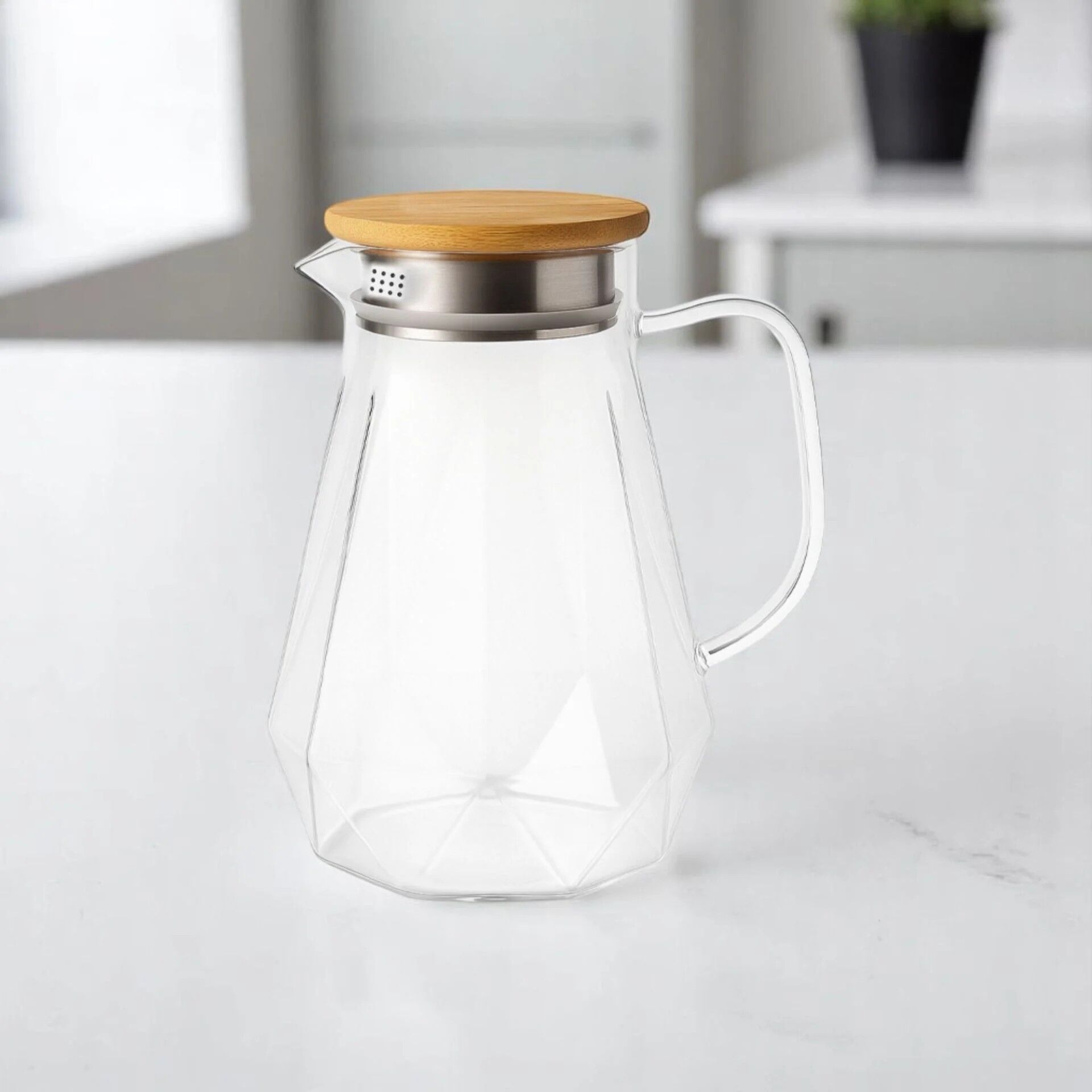 Sürahi Cam-Metal Kapaklı 1,5l