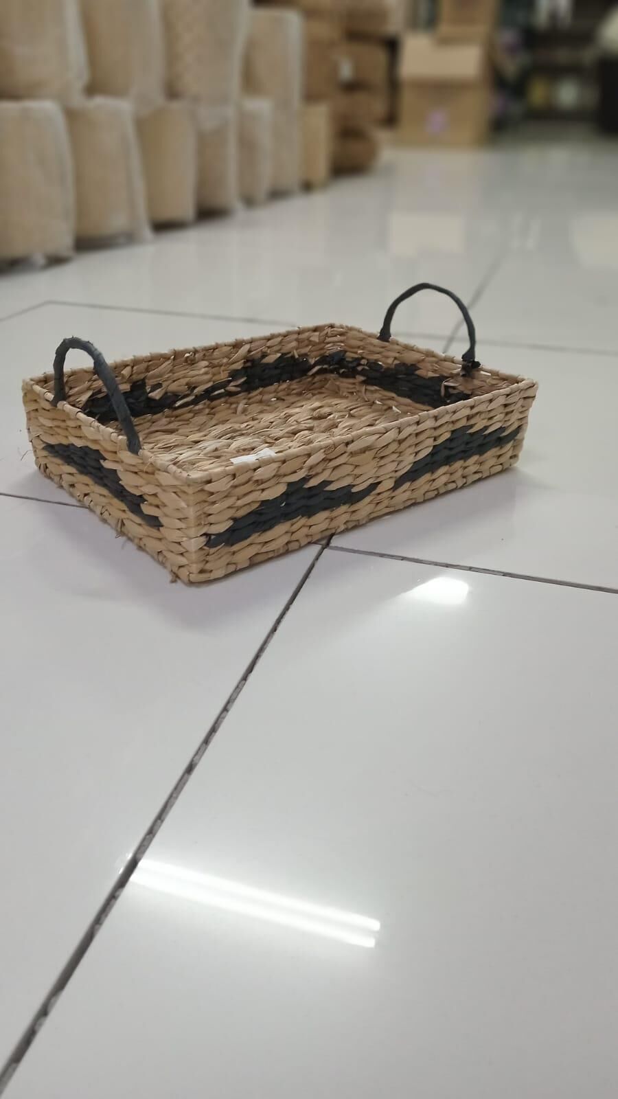 Hasir Tepsi Modern Siyah Detay 33x25x7 cm