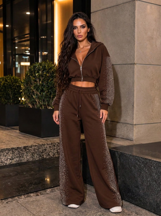 Kadın Taş Baskı Detaylı Fermuarlı Crop Sweatshirt Ve Geniş Paça Eşofman Takımı