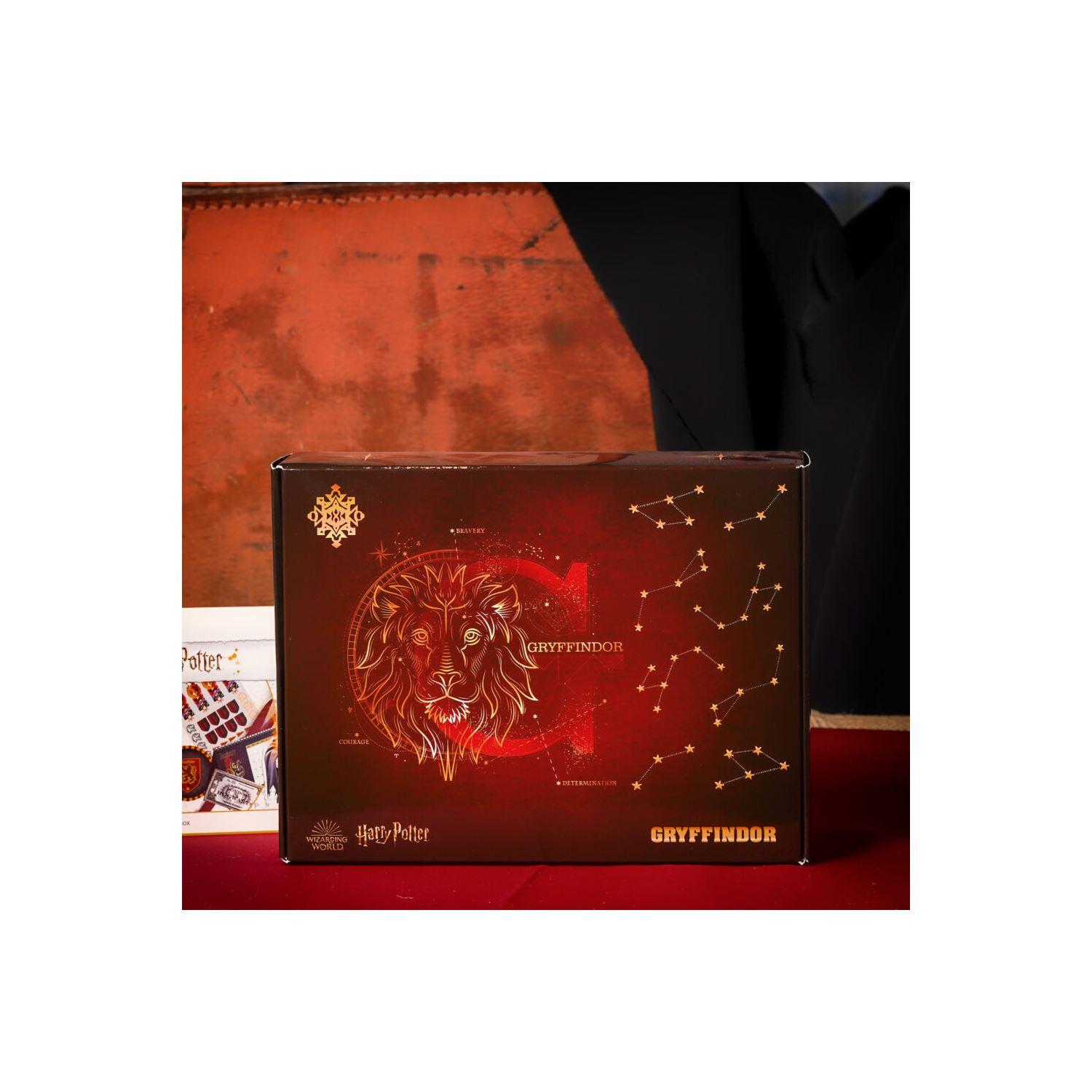 Wizarding World Harry Potter Gryffindor подарочная коробка HB001