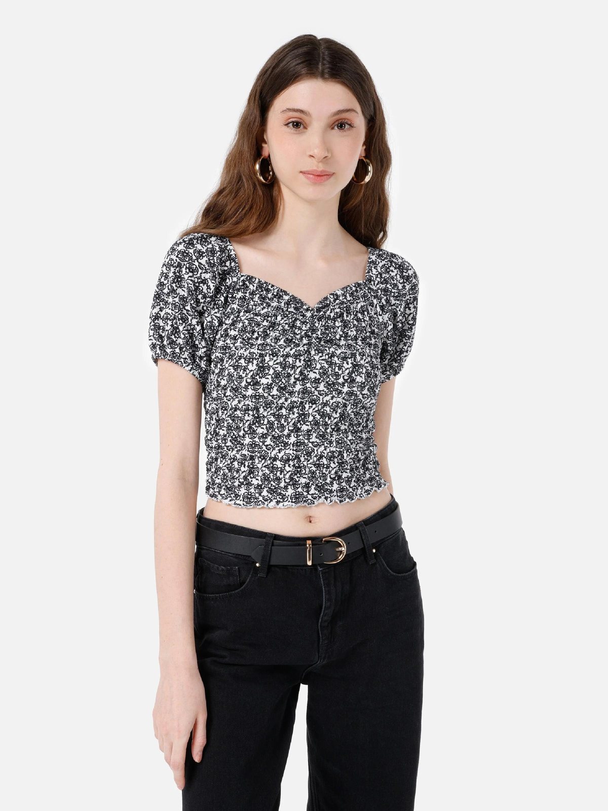 Colins 6541 Women's Slim-Fit Short-Sleeve T-Shirt
