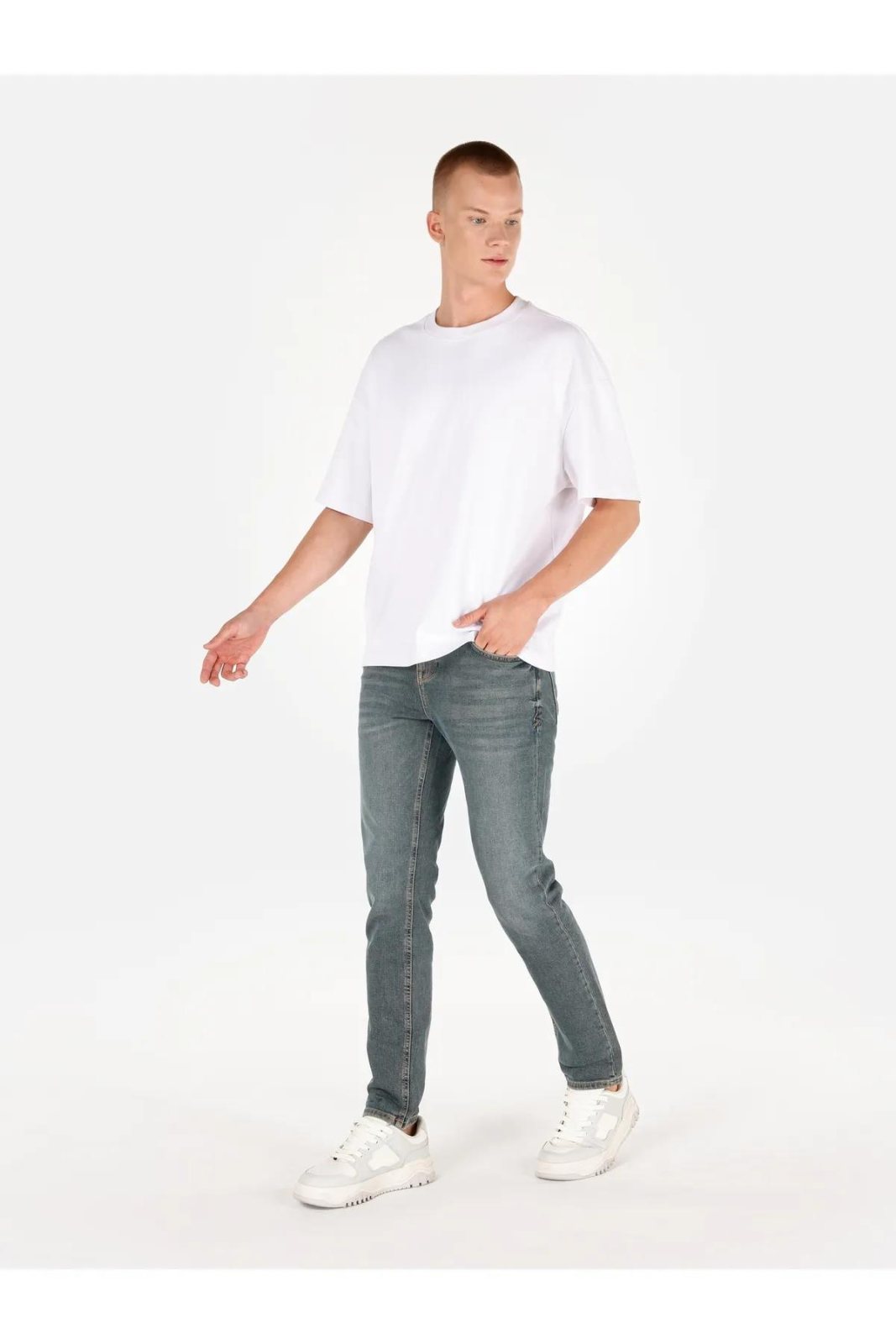 Colins 044 Karl Straight Fit мужские джинсы