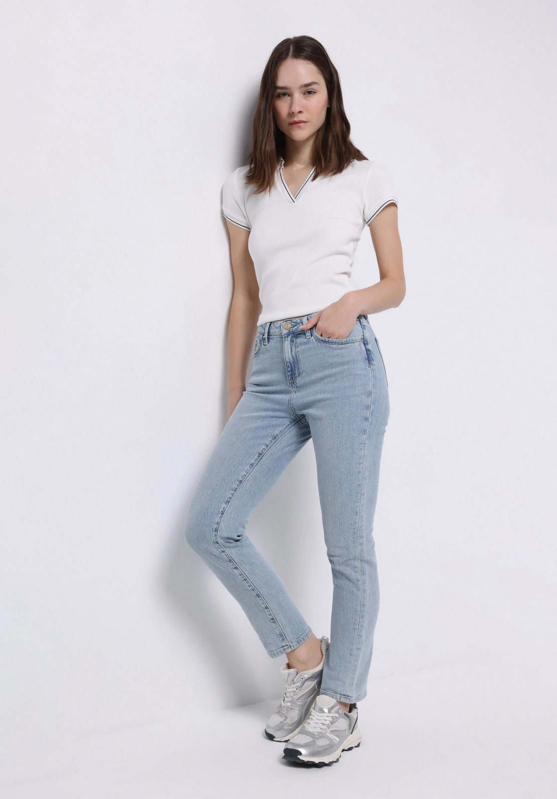 Colins 703 Carla Slim Fit Women’s Jeans