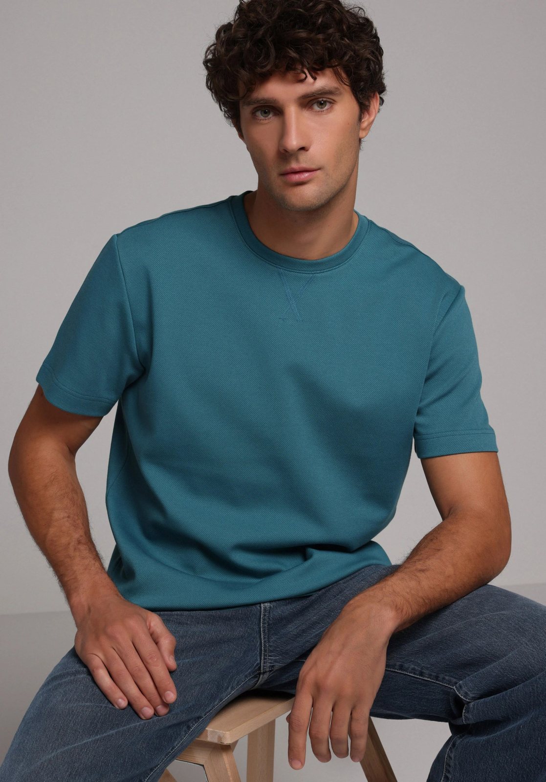 Colins 9341 Men's Comfort Fit Short-Sleeve T-Shirt