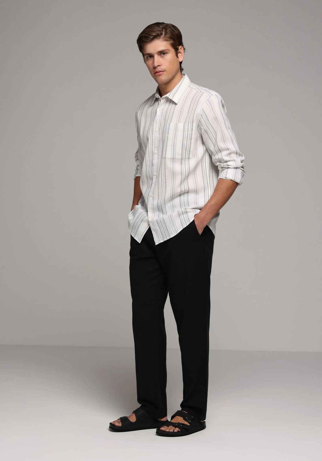 Colins 9685 Regular Fit Men’s Woven Trousers