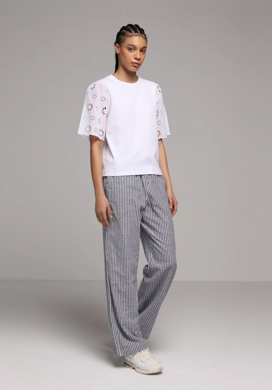 Colins 9735 Женские брюки из ткани, Regular Fit