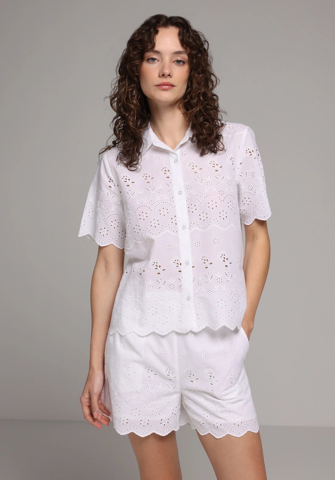 Dokuma Alt Kadın Şort Regular Fit