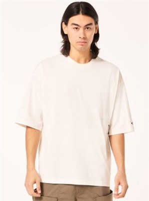 Oakley Fgl Union Pocket Tee 4.0 FOA406370 белая футболка 33W