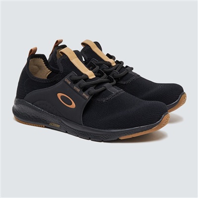 Oakley Dry FOF100136 Black Trainers 001