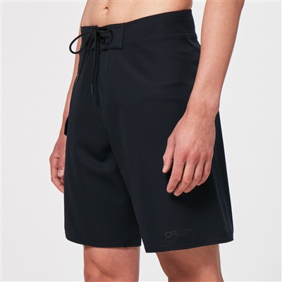 Oakley Kana 21 2.0 FOA401840 Beach Shorts Black 02E
