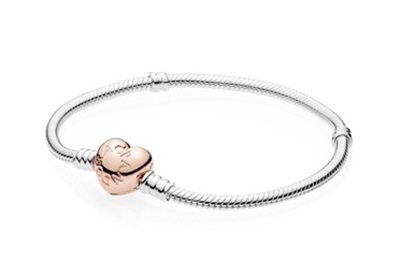 Серебристый браслет Pandora Moments с клипсой цвета розового золота 580719