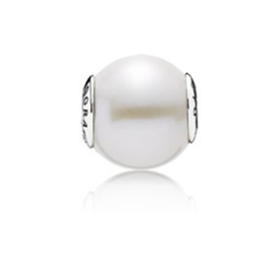 Pandora İtibar 796068P Charm Beyaz