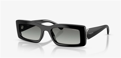 Vogue Eyewear VO5674S Güneş Gözlüğü Siyah W44/11 CR39 Organik 1.5