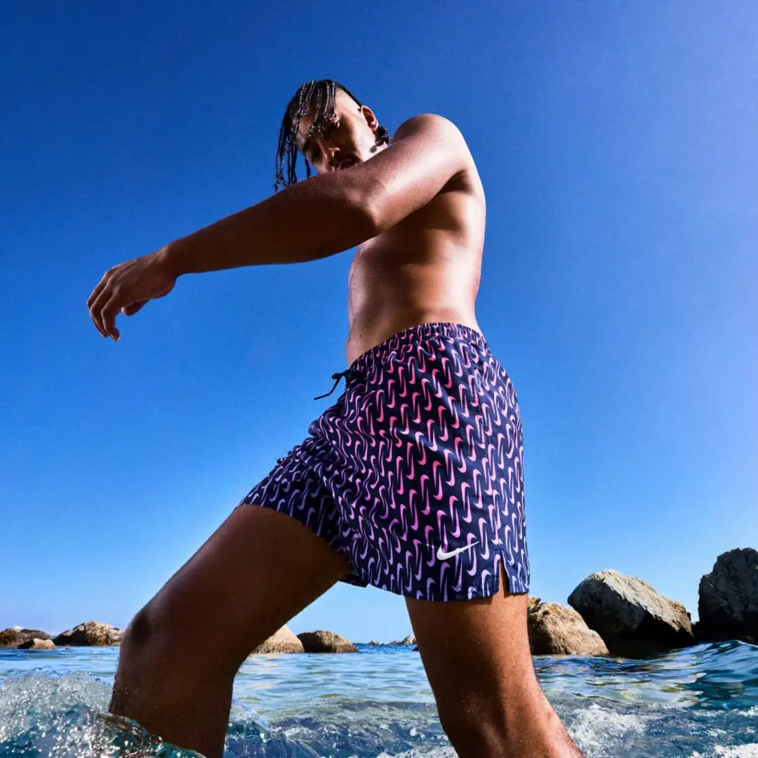 Nike Swim Breaker Swoosh Link