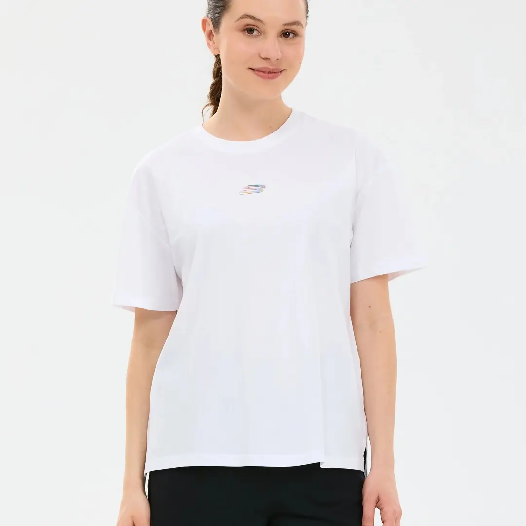 SKECHERS W Graphic T-shirt Short Sleeve Kadın T-shirt