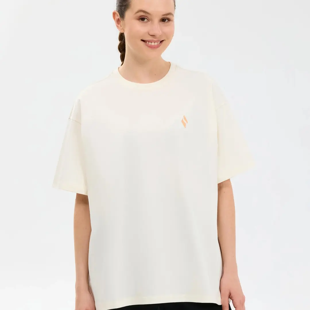 SKECHERS Oversize Fit Graphic Kadın T-shirt