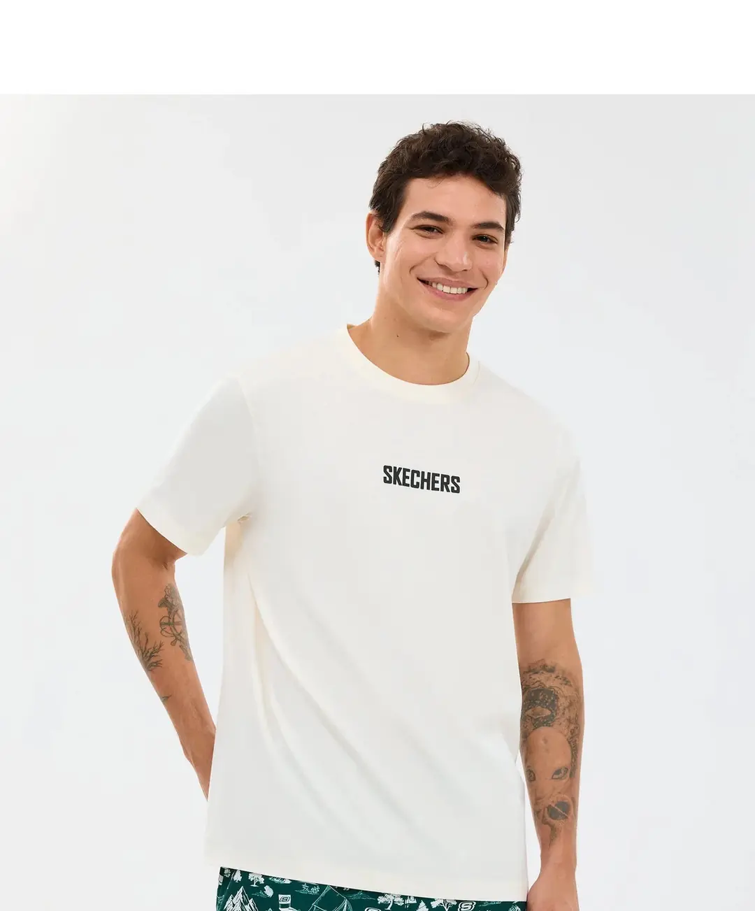 Skechers S2610115-3855 Erkek Beyaz Kısa Kollu Tişört