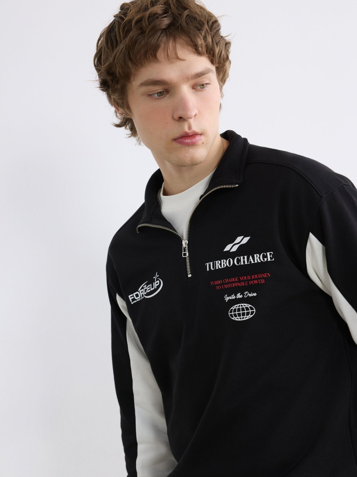 Sweatshirt YENİ SİYAH