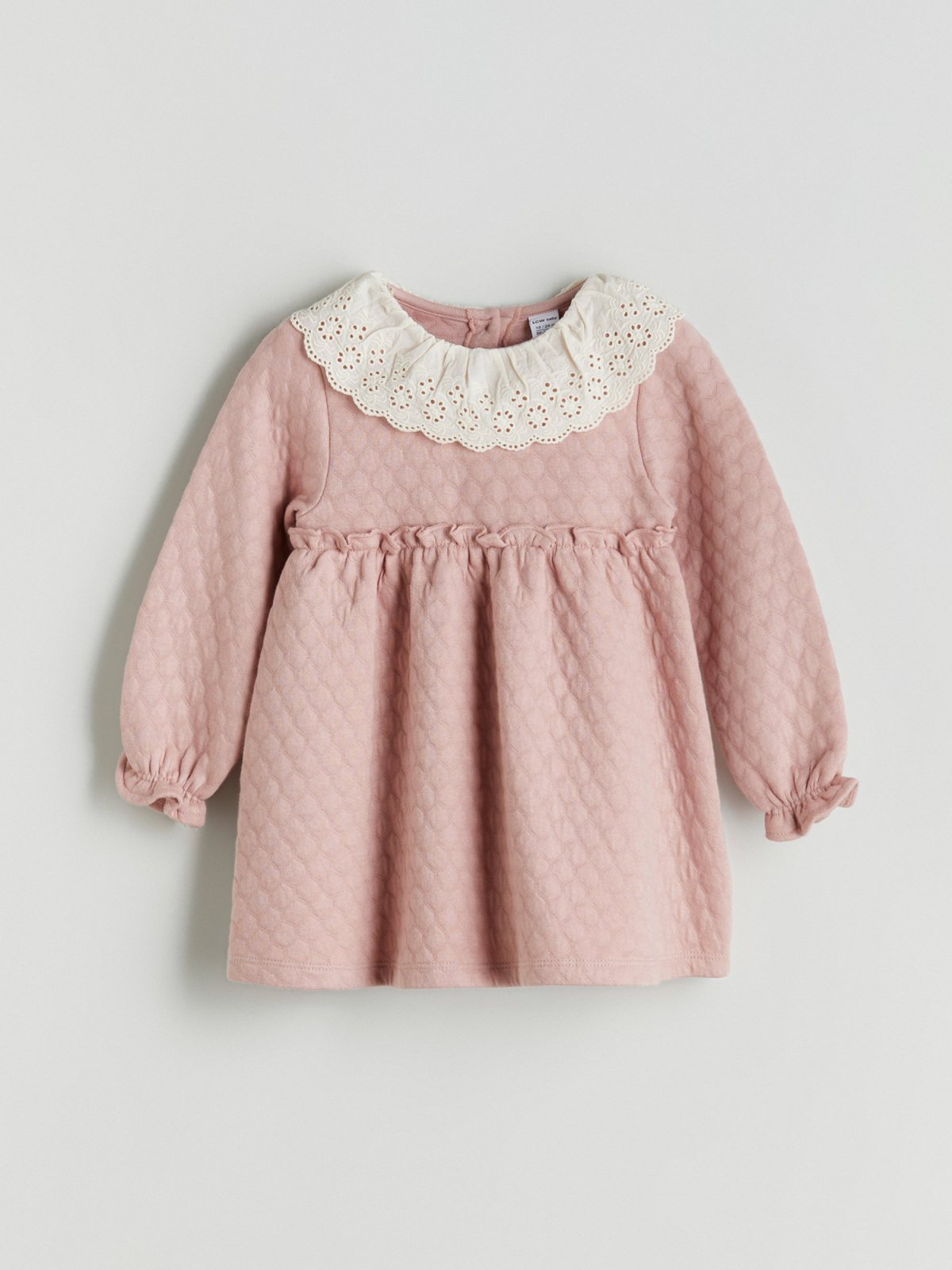 Elbise PEMBE